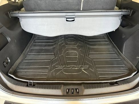 Used 2017 Ford Edge Titanium w/ Equipment Group 301A image 39