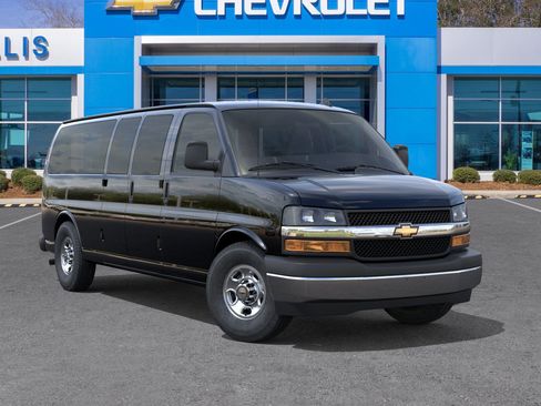New 2025 Chevrolet Express 3500 LT w/ LT Preferred Equipment Group image 8
