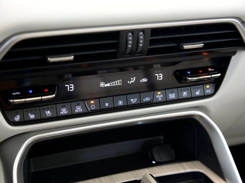 Certified 2024 MAZDA CX-90 Plug-In Hybrid w/ Premium Plus AWD/4WD image 24