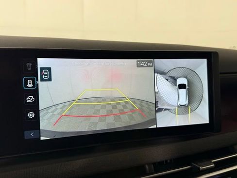 Used 2025 Hyundai Tucson Limited image 20