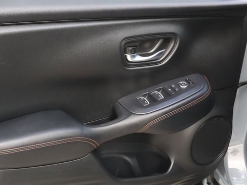 Used 2024 Honda HR-V Sport image 14