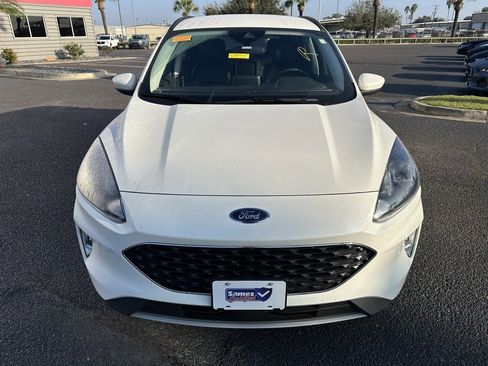 Used 2022 Ford Escape SEL image 9