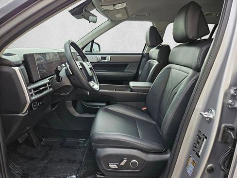 Used 2025 Hyundai Santa Fe SEL FWD image 22