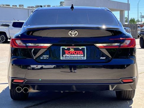 Used 2025 Toyota Camry SE w/ Convenience Package AWD/4WD image 5