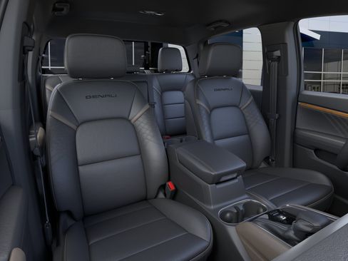 Used 2026 GMC Canyon Denali AWD/4WD image 16