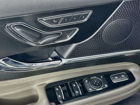 Used 2023 Lincoln Corsair FWD image 18