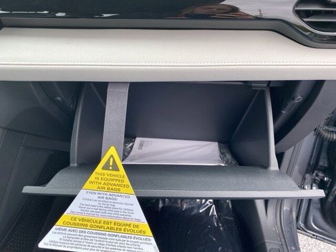 New 2025 Volkswagen Taos S image 54