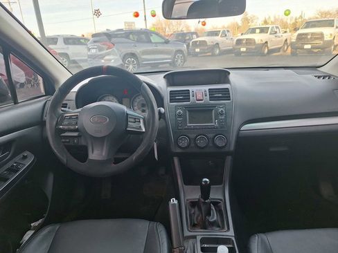 Used 2012 Subaru Impreza 2.0i Premium w/ All-Weather Pkg image 10