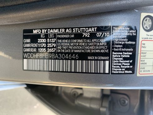 Used 2011 Mercedes-Benz E 350 4MATIC Sedan image 36