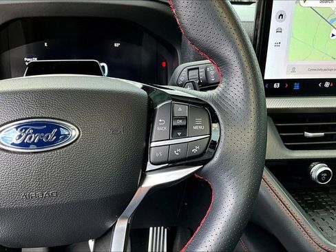 Used 2025 Ford Explorer ST AWD/4WD image 14
