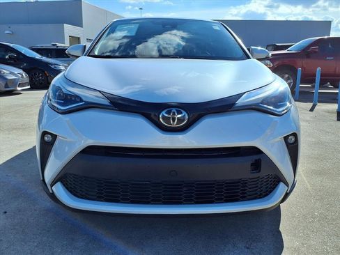 Used 2022 Toyota C-HR Limited image 18