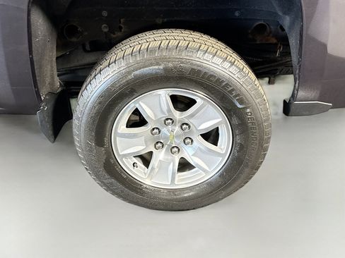 Used 2016 Chevrolet Silverado 1500 LT w/ All Star Edition AWD/4WD image 35