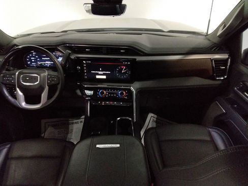 Used 2025 GMC Sierra 2500 Denali w/ Denali Reserve Package image 39