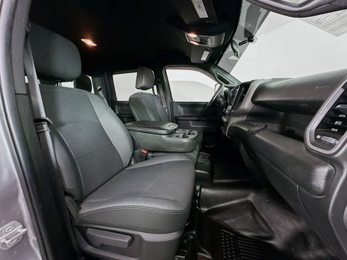Used 2022 RAM 5500 Tradesman w/ Chrome Appearance Group AWD/4WD image 25