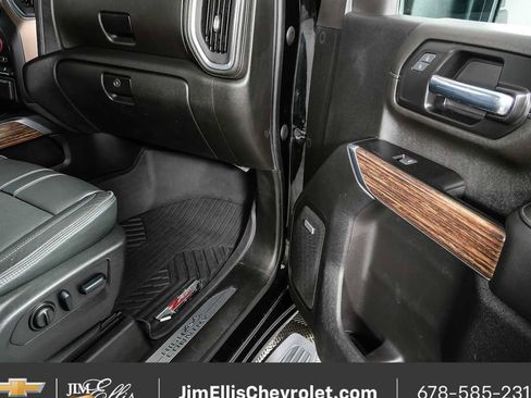 Certified 2022 Chevrolet Silverado 2500 High Country w/ Z71 Off-Road Package AWD/4WD image 25