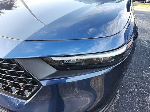 Used 2025 Honda Accord SE image 8