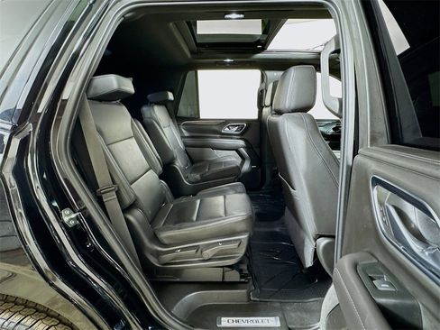 Used 2021 Chevrolet Tahoe Z71 image 27