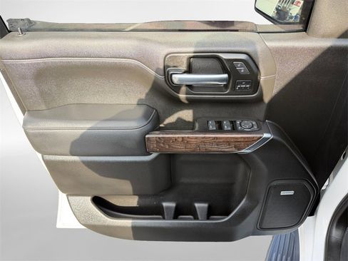 Used 2021 GMC Sierra 1500 Denali image 17