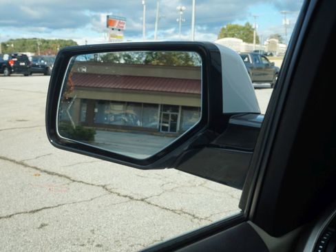 Used 2019 GMC Yukon XL Denali w/ Denali Ultimate Package image 43