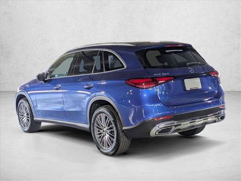 Certified 2026 Mercedes-Benz GLC 300 image 11