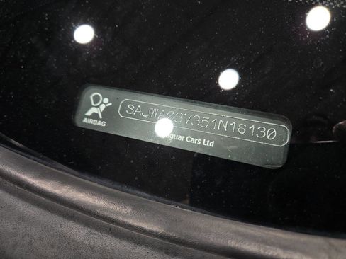 Used 2005 Jaguar S-TYPE R image 16