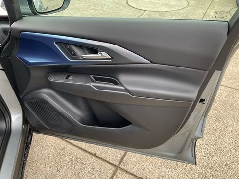 New 2026 Chevrolet Equinox EV LT image 19