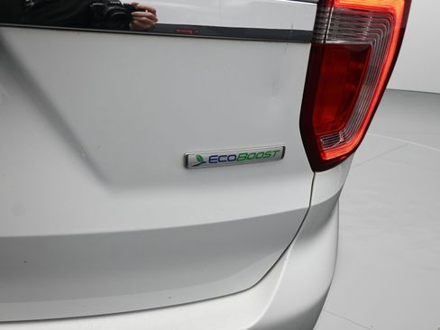 Used 2017 Ford Explorer FWD image 42
