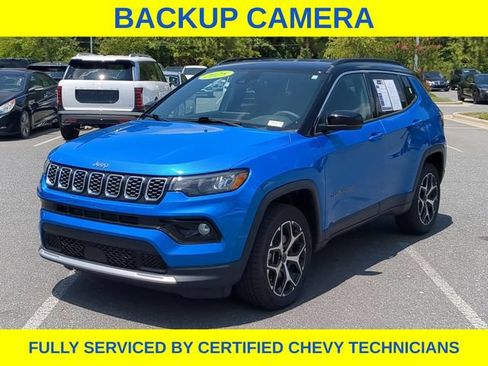 Used 2025 Jeep Compass Limited AWD/4WD image 12