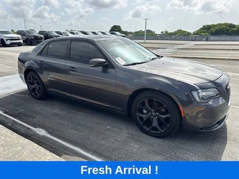 Used 2023 Chrysler 300 S RWD image 13