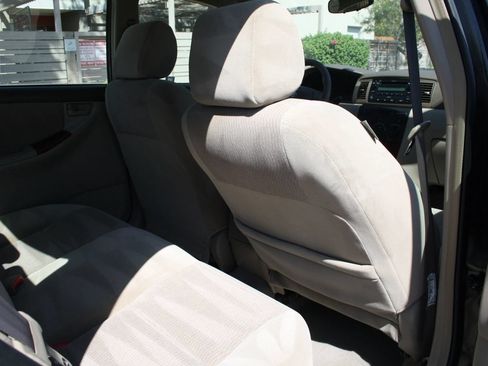 Used 2007 Toyota Corolla LE FWD image 18