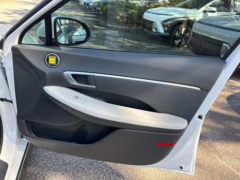 New 2026 Hyundai Sonata Blue FWD image 15