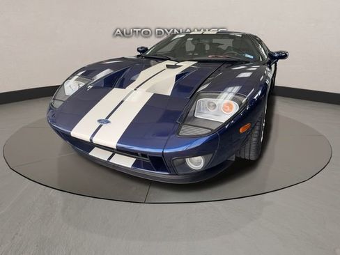 Used 2006 Ford GT image 2