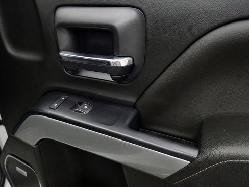 Used 2018 Chevrolet Silverado 2500 LTZ w/ Duramax Plus Package AWD/4WD image 18