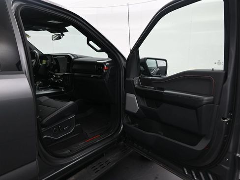 Used 2025 Ford F150 Raptor AWD/4WD image 17