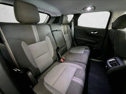 Used 2024 Chevrolet Blazer LT FWD image 29