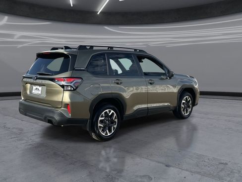 Certified 2026 Subaru Forester Premium AWD/4WD image 5