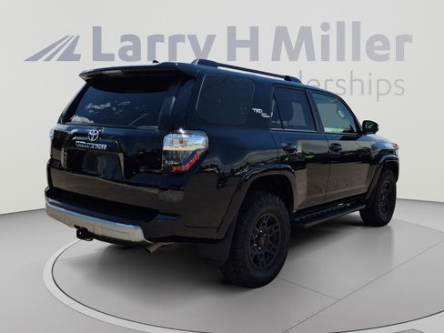 Used 2022 Toyota 4Runner TRD Off-Road Premium w/ Moonroof Package AWD/4WD image 5