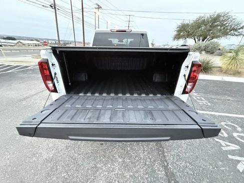 Certified 2024 GMC Sierra 1500 Elevation image 24