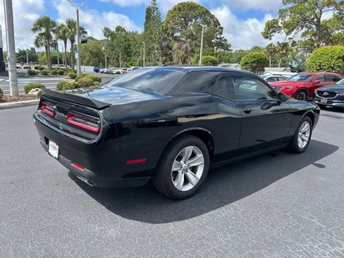 Used 2023 Dodge Challenger SXT RWD image 6