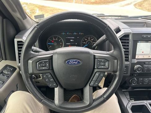 Used 2017 Ford F150 XLT w/ Equipment Group 302A Luxury image 16