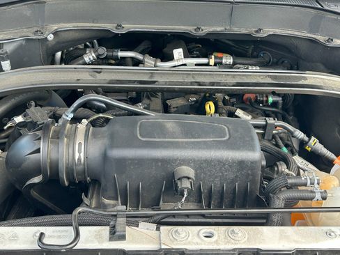 Used 2023 Ford Explorer Limited image 35