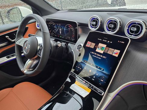 New 2026 Mercedes-Benz GLC 350e 4MATIC image 10