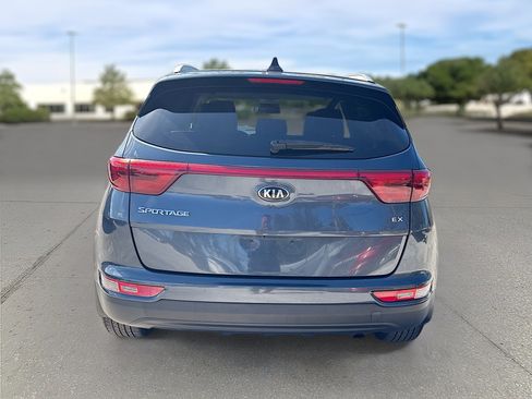 Used 2018 Kia Sportage EX image 7