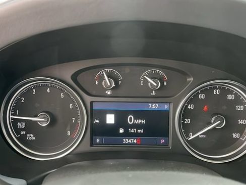 Used 2023 Buick Enclave Essence w/ Experience Buick Package FWD image 6