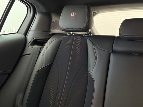 New 2025 Maserati Grecale Folgore image 14