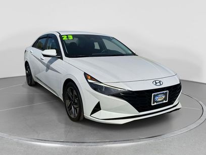 Certified 2023 Hyundai Elantra SEL w/ Convenience Package