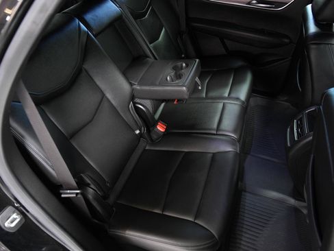 Used 2024 Cadillac XT5 Luxury w/ LPO, Floor Liner Package FWD image 18