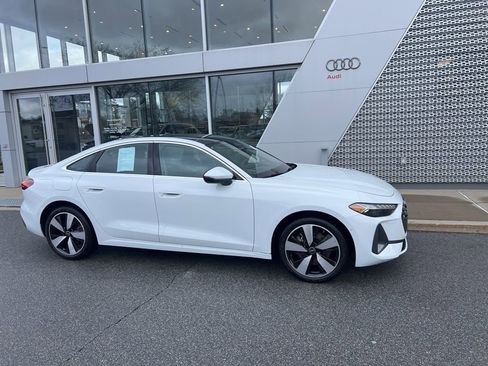 Used 2025 Audi A5 2.0T Premium Plus w/ Premium Plus image 12