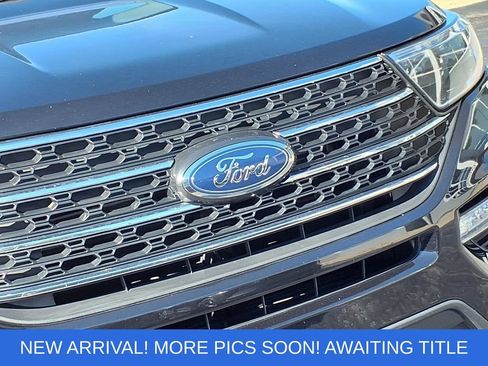 Certified 2023 Ford Explorer XLT w/ Equipment Group 202A AWD/4WD image 30