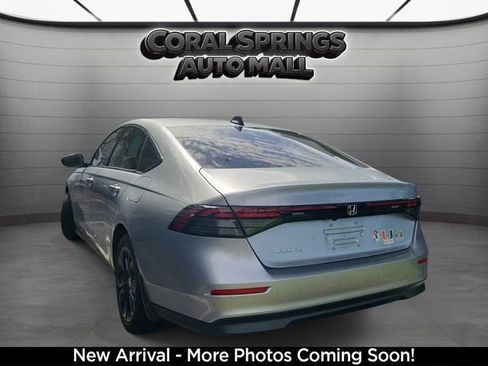 Used 2025 Honda Accord SE image 3